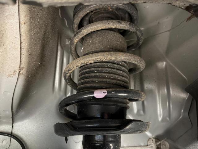 デイズ S エマージェンシーブレーキ コーナーセンサー 車線逸脱警報 禁煙車 ETC オートハイビーム オートライト リモコンキー CD再生 アイドリングストップ 電動格納ミラー ベンチシート(20枚目)