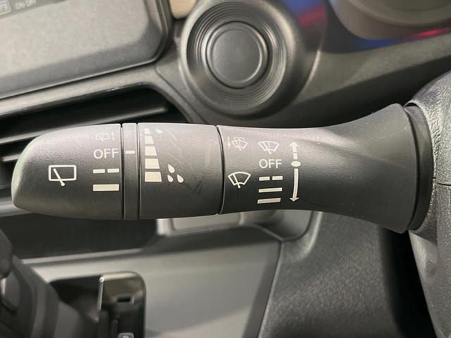 デイズ S エマージェンシーブレーキ コーナーセンサー 車線逸脱警報 禁煙車 ETC オートハイビーム オートライト リモコンキー CD再生 アイドリングストップ 電動格納ミラー ベンチシート(34枚目)