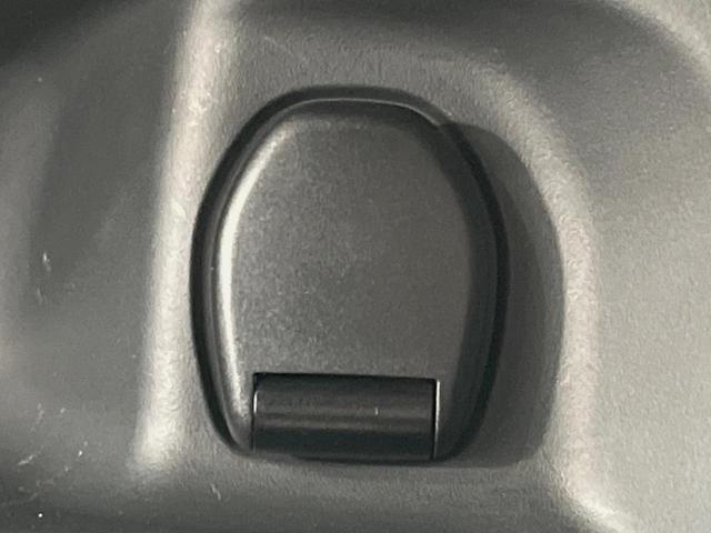 セレナ ｅ－パワー　Ｇ　純正１０型ナビ　アラウンドビューモニター　両側電動スライドドア　インテリジェントルームミラー　衝突被害軽減装置　合皮シート　ＬＥＤヘッドライト＆フォグランプ　プッシュスタート＆スマートキー　禁煙車（40枚目）