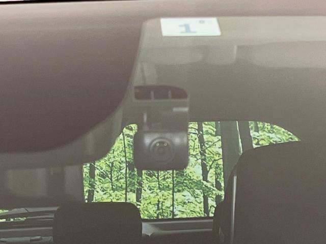 オーラ Ｇ　レザーエディション　純正９型メモリーナビ　全周囲カメラ　エマージェンシーブレーキ　プロパイロット　禁煙車　コーナーセンサー　スマートキー　ＬＥＤヘッド　ＥＴＣ２．０　ドラレコ　オートハイビーム　オートエアコン（23枚目）