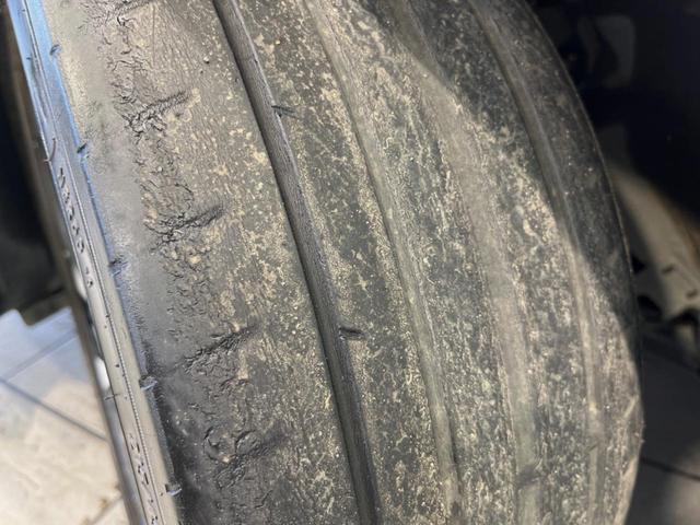 プリウス Sツーリングセレクション モデリスタエアロ 純正9型SDナビ バックカメラ 衝突被害軽減システム レーダークルーズ 禁煙車 コーナーセンサー シートヒーター スマートキー LEDヘッド ETC2.0 純正17インチアルミ(57枚目)