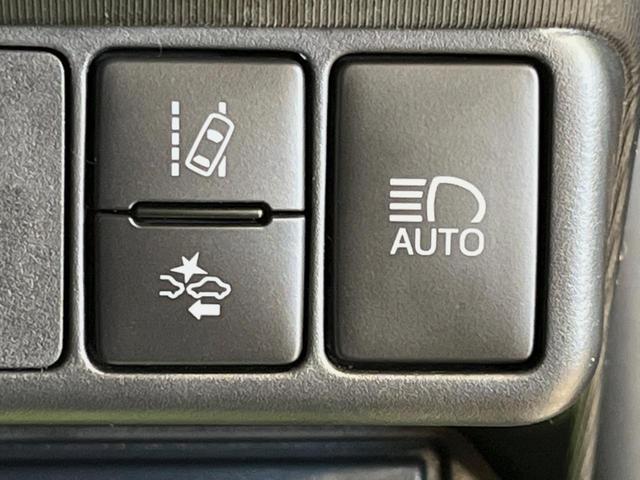 アクア Sスタイルブラック 純正ナビ バックカメラ 衝突被害軽減システム 禁煙車 コーナーセンサー スマートキー オートハイビーム オートライト オートエアコン Bluetooth CD再生 地デジ(6枚目)