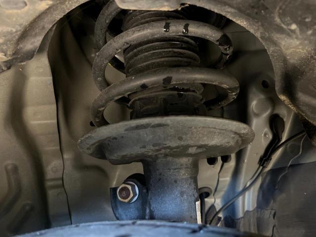 アクア Sスタイルブラック 純正ナビ バックカメラ 衝突被害軽減システム 禁煙車 コーナーセンサー スマートキー オートハイビーム オートライト オートエアコン Bluetooth CD再生 地デジ(18枚目)