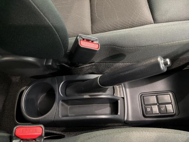 アクア Sスタイルブラック 純正ナビ バックカメラ 衝突被害軽減システム 禁煙車 コーナーセンサー スマートキー オートハイビーム オートライト オートエアコン Bluetooth CD再生 地デジ(35枚目)