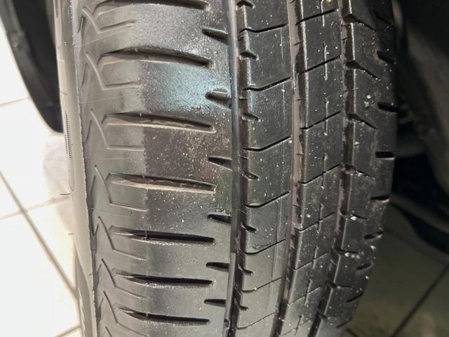 ノート ｅ－パワー　Ｘ　純正ナビ　バックカメラ　衝突被害軽減システム　禁煙車　スマートキー　ＬＥＤヘッド　ＥＴＣ　純正１５インチアルミ　オートライト　オートエアコン　Ｂｌｕｅｔｏｏｔｈ　ＣＤ／ＤＶＤ再生　フルセグ（51枚目）