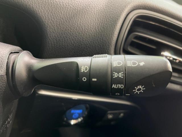 プリウス Sセーフティプラス 純正9型SDナビ バックカメラ セーフティセンス レーダークルーズ 禁煙車 コーナーセンサー スマートキー LEDヘッド ビルトインETC 純正15インチアルミ オートハイビーム パークアシスト(7枚目)