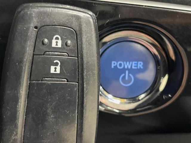 プリウス Sセーフティプラス 純正9型SDナビ バックカメラ セーフティセンス レーダークルーズ 禁煙車 コーナーセンサー スマートキー LEDヘッド ビルトインETC 純正15インチアルミ オートハイビーム パークアシスト(26枚目)