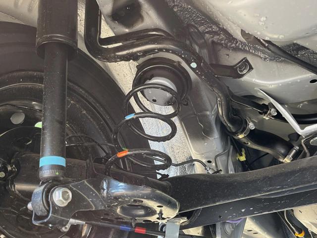 ミライース L SAIII 衝突被害軽減システム 禁煙車 コーナーセンサー オートハイビーム オートライト CDオーディオ アイドリングストップ 車線逸脱警報 ドアバイザー(47枚目)