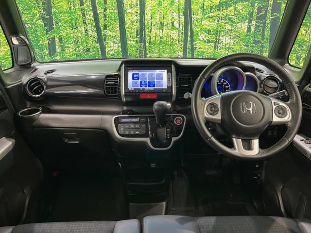 N-BOXカスタム G・ターボLパッケージ 純正ナビ バックカメラ 両側電動ドア 衝突被害軽減システム ハーフレザーシート スマートキー HIDヘッド ETC クルコン 純正15インチアルミ オートライト オートエアコン アイドリングストップ(2枚目)