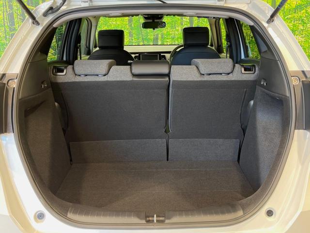 フィット ホーム 純正8型SDナビ バックカメラ 衝突被害軽減システム レーダークルーズ 禁煙車 ハーフレザーシート コーナーセンサー スマートキー LEDヘッド ビルトインETC オートハイビーム 車線逸脱警報(10枚目)