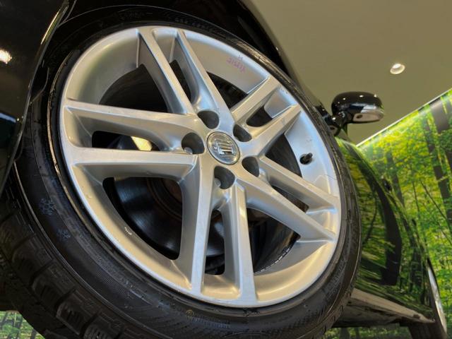 クラウン ２．５アスリート　アニバーサリーエディション　モデリスタエアロ　サンルーフ　メーカーナビ　バックカメラ　禁煙車　レザーシート　前席シートヒーター　スマートキー　ＨＩＤヘッド　ビルトインＥＴＣ　クルコン　純正１８インチアルミ　オートライト（12枚目）