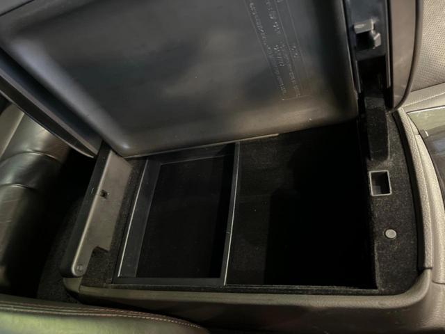 クラウン ２．５アスリート　アニバーサリーエディション　モデリスタエアロ　サンルーフ　メーカーナビ　バックカメラ　禁煙車　レザーシート　前席シートヒーター　スマートキー　ＨＩＤヘッド　ビルトインＥＴＣ　クルコン　純正１８インチアルミ　オートライト（45枚目）