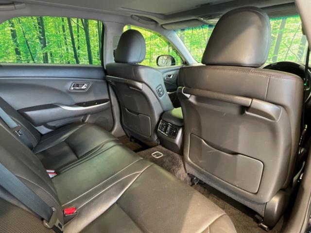 クラウン ２．５アスリート　アニバーサリーエディション　モデリスタエアロ　サンルーフ　メーカーナビ　バックカメラ　禁煙車　レザーシート　前席シートヒーター　スマートキー　ＨＩＤヘッド　ビルトインＥＴＣ　クルコン　純正１８インチアルミ　オートライト（48枚目）