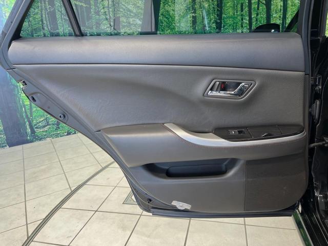 クラウン ２．５アスリート　アニバーサリーエディション　モデリスタエアロ　サンルーフ　メーカーナビ　バックカメラ　禁煙車　レザーシート　前席シートヒーター　スマートキー　ＨＩＤヘッド　ビルトインＥＴＣ　クルコン　純正１８インチアルミ　オートライト（59枚目）