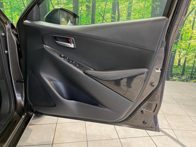 デミオ XDツーリング メーカーナビ バックカメラ 衝突被害軽減システム 禁煙車 スマートキー LEDヘッド ビルトインETC クルコン 純正16インチアルミ オートライト オートエアコン(44枚目)