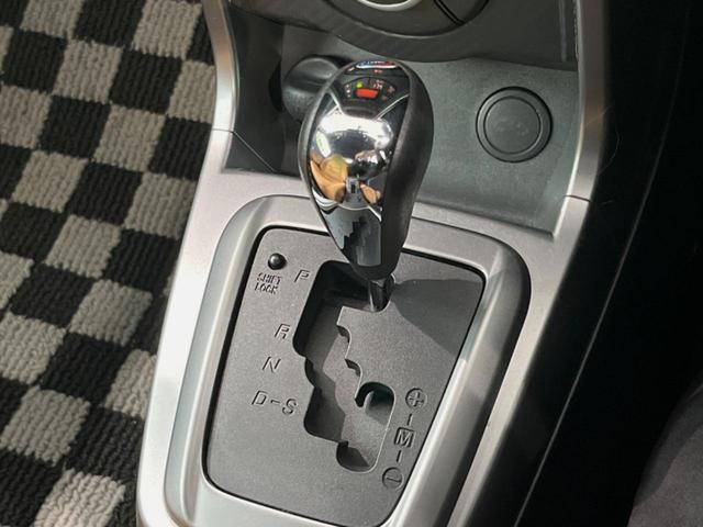 コペン ローブ　ＳＤナビ　バックカメラ　禁煙車　スマートキー　ＬＥＤヘッド　純正１６インチアルミ　シートヒーター　オートライト　オートエアコン　ＥＴＣ　Ｂｌｕｅｔｏｏｔｈ　ＣＤ／ＤＶＤ再生　フルセグ（21枚目）