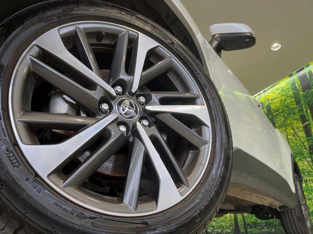 カローラクロス ハイブリッド　Ｚ　パノラマルーフ　１０．５型ナビ付ディスプレイオーディオ　全周囲カメラ　衝突被害軽減システム　レーダークルーズ　禁煙車　電動リアゲート　ハーフレザーシート　パワーシート　スマートキー　ＥＴＣ２．０（12枚目）