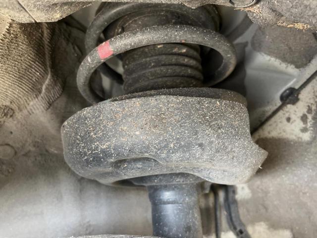 カローラクロス ハイブリッド　Ｚ　パノラマルーフ　１０．５型ナビ付ディスプレイオーディオ　全周囲カメラ　衝突被害軽減システム　レーダークルーズ　禁煙車　電動リアゲート　ハーフレザーシート　パワーシート　スマートキー　ＥＴＣ２．０（58枚目）