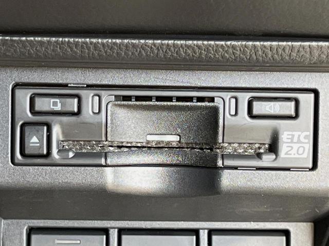 プリウス Z パノラマルーフ ナビ付12.3型ディスプレイオーディオ 全周囲カメラ 100V電源 衝突被害軽減システム レーダークルーズ 禁煙 電動リアゲート 前席シートエアコン パワーシート ETC2.0(42枚目)