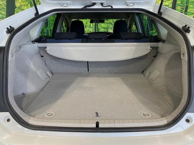 プリウス S 純正8型ナビ バックカメラ 禁煙車 スマートキー HIDヘッド ビルトインETC 純正15インチアルミ オートライト オートエアコン Bluetooth CD/DVD再生 フルセグ ドラレコ(38枚目)