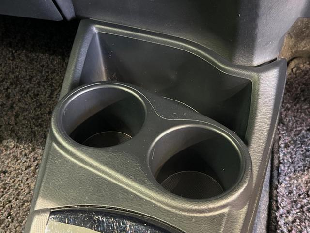 アクア Ｇ　純正ナビ　バックカメラ　禁煙車　スマートキー　ビルトインＥＴＣ　クルコン　オートライト　オートエアコン　Ｂｌｕｅｔｏｏｔｈ　ＣＤ／ＤＶＤ再生　フルセグ　電動格納ミラー　ドアバイザー（36枚目）