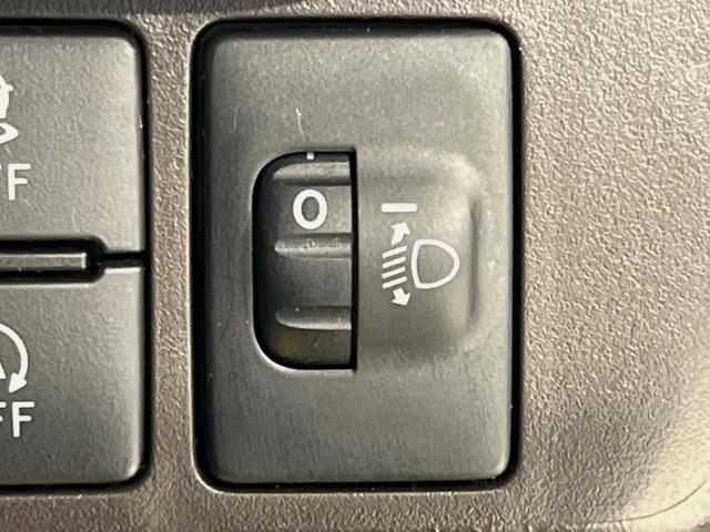 ルーミー G 純正SDナビ 全周囲カメラ 衝突被害軽減システム 両側電動ドア 禁煙車 コーナーセンサー スマートキー LEDヘッドライト ビルトインETC オートハイビーム オートライト Bluetooth(52枚目)