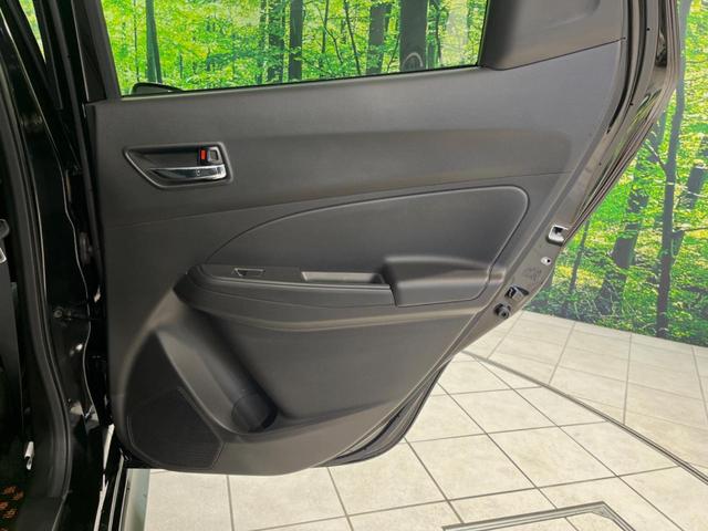 スイフトスポーツ ベースグレード　ＭＴ車　ターボ　純正ディスプレイオーディオ　禁煙車　シートヒーター　スマートキー　ＬＥＤヘッド　クルコン　純正１７インチアルミ　オートライト　オートエアコン　Ｂｌｕｅｔｏｏｔｈ　ＣＤ　ＤＶＤ再生（44枚目）