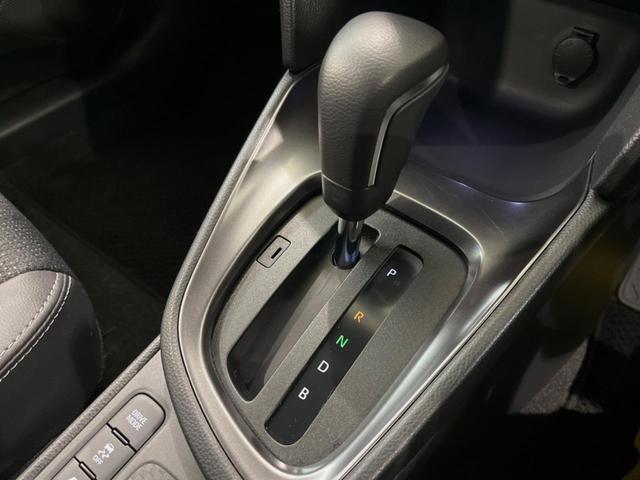 ヤリスクロス ハイブリッドＺ　純正８型ナビ　全周囲カメラ　衝突被害軽減システム　レーダークルーズ　禁煙車　ハーフレザーシート　パワーシート　コーナーセンサー　スマートキー　ＬＥＤヘッド　ビルトインＥＴＣ　純正１８インチアルミ（21枚目）