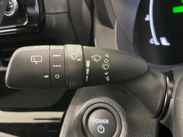 ヤリスクロス ハイブリッドＺ　純正８型ナビ　全周囲カメラ　衝突被害軽減システム　レーダークルーズ　禁煙車　ハーフレザーシート　パワーシート　コーナーセンサー　スマートキー　ＬＥＤヘッド　ビルトインＥＴＣ　純正１８インチアルミ（27枚目）