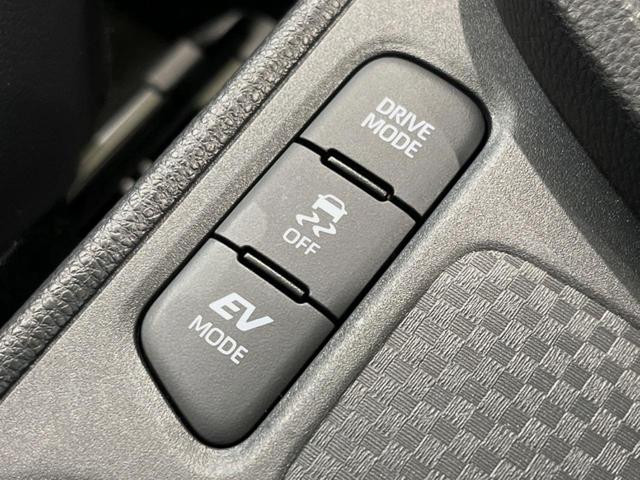 ヤリスクロス ハイブリッドＺ　純正８型ナビ　全周囲カメラ　衝突被害軽減システム　レーダークルーズ　禁煙車　ハーフレザーシート　パワーシート　コーナーセンサー　スマートキー　ＬＥＤヘッド　ビルトインＥＴＣ　純正１８インチアルミ（31枚目）