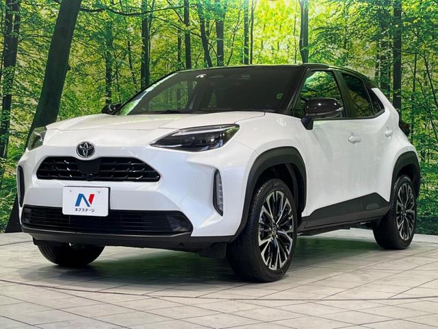 ヤリスクロス ハイブリッドＺ　純正８型ナビ　全周囲カメラ　衝突被害軽減システム　レーダークルーズ　禁煙車　ハーフレザーシート　パワーシート　コーナーセンサー　スマートキー　ＬＥＤヘッド　ビルトインＥＴＣ　純正１８インチアルミ（43枚目）