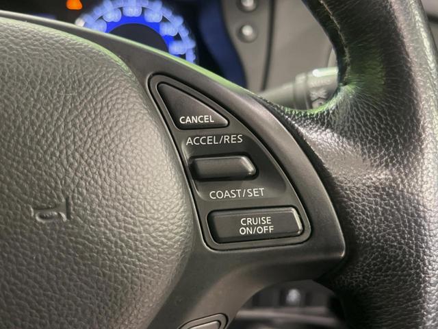 スカイラインクロスオーバー ３７０ＧＴ　ＦＯＵＲ　タイプＰ　サンルーフ　ＢＯＳＥ　メーカーナビ　全周囲カメラ　衝突被害軽減システム　禁煙車　スマートキー　ＨＩＤヘッド　ルーフレール　ビルトインＥＴＣ　クルコン　純正１８インチアルミ　オートライト　車線逸脱警報（7枚目）