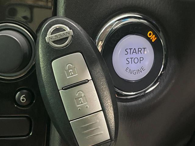 スカイラインクロスオーバー ３７０ＧＴ　ＦＯＵＲ　タイプＰ　サンルーフ　ＢＯＳＥ　メーカーナビ　全周囲カメラ　衝突被害軽減システム　禁煙車　スマートキー　ＨＩＤヘッド　ルーフレール　ビルトインＥＴＣ　クルコン　純正１８インチアルミ　オートライト　車線逸脱警報（27枚目）