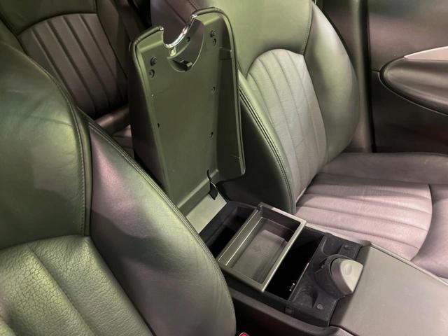 スカイラインクロスオーバー ３７０ＧＴ　ＦＯＵＲ　タイプＰ　サンルーフ　ＢＯＳＥ　メーカーナビ　全周囲カメラ　衝突被害軽減システム　禁煙車　スマートキー　ＨＩＤヘッド　ルーフレール　ビルトインＥＴＣ　クルコン　純正１８インチアルミ　オートライト　車線逸脱警報（40枚目）