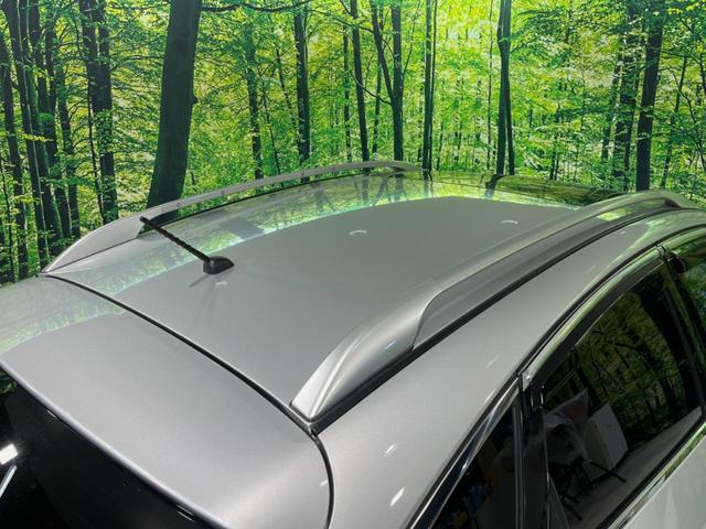 スカイラインクロスオーバー ３７０ＧＴ　ＦＯＵＲ　タイプＰ　サンルーフ　ＢＯＳＥ　メーカーナビ　全周囲カメラ　衝突被害軽減システム　禁煙車　スマートキー　ＨＩＤヘッド　ルーフレール　ビルトインＥＴＣ　クルコン　純正１８インチアルミ　オートライト　車線逸脱警報（50枚目）