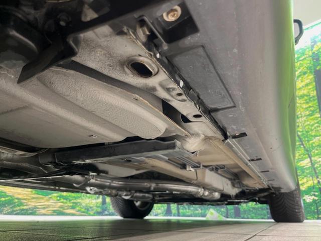 スカイラインクロスオーバー ３７０ＧＴ　ＦＯＵＲ　タイプＰ　サンルーフ　ＢＯＳＥ　メーカーナビ　全周囲カメラ　衝突被害軽減システム　禁煙車　スマートキー　ＨＩＤヘッド　ルーフレール　ビルトインＥＴＣ　クルコン　純正１８インチアルミ　オートライト　車線逸脱警報（61枚目）