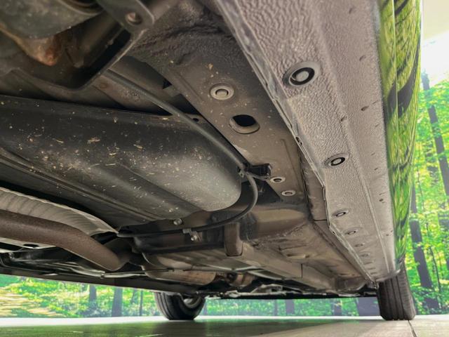 シエンタ ＤＩＣＥ　メモリーナビ　バックカメラ　禁煙車　ＨＩＤヘッド　リモコンキー　革巻きステアリング　ＥＴＣ　Ｂｌｕｅｔｏｏｔｈ　ＣＤ／ＤＶＤ再生　ドラレコ　スライドドアイージークローザー（51枚目）