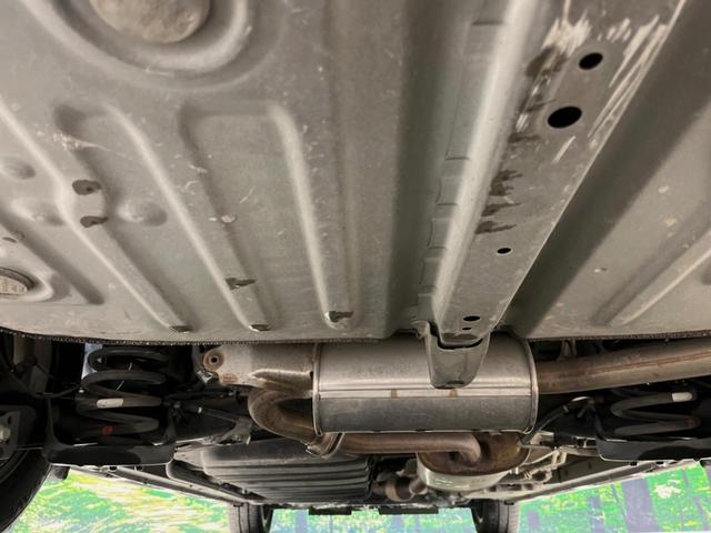 ヴォクシー ＺＳ　煌　純正９型ナビ　後席モニター　バックカメラ　両側電動ドア　衝突被害軽減システム　スマートキー　ＬＥＤヘッド　ビルトインＥＴＣ　クルコン　純正１６インチアルミ　オートハイビーム　オートライト（20枚目）