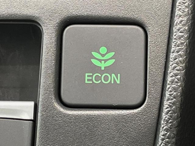 フィット ホーム　メーカー９型ナビ　全周囲カメラ　衝突被害軽減システム　レーダークルーズ　禁煙車　ハーフレザーシート　コーナーセンサー　スマートキー　ＬＥＤヘッド　ＥＴＣ２．０　オートハイビーム　車線逸脱警報（34枚目）