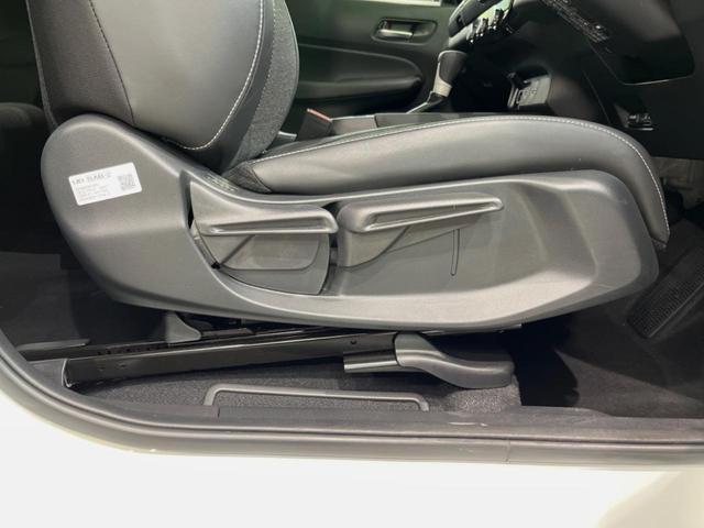 フィット ホーム　メーカー９型ナビ　全周囲カメラ　衝突被害軽減システム　レーダークルーズ　禁煙車　ハーフレザーシート　コーナーセンサー　スマートキー　ＬＥＤヘッド　ＥＴＣ２．０　オートハイビーム　車線逸脱警報（39枚目）