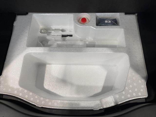 フィット ホーム　メーカー９型ナビ　全周囲カメラ　衝突被害軽減システム　レーダークルーズ　禁煙車　ハーフレザーシート　コーナーセンサー　スマートキー　ＬＥＤヘッド　ＥＴＣ２．０　オートハイビーム　車線逸脱警報（43枚目）