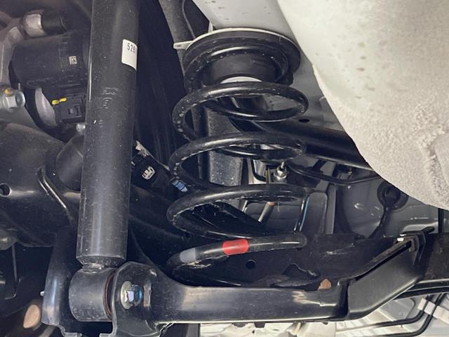 フィット ホーム　メーカー９型ナビ　全周囲カメラ　衝突被害軽減システム　レーダークルーズ　禁煙車　ハーフレザーシート　コーナーセンサー　スマートキー　ＬＥＤヘッド　ＥＴＣ２．０　オートハイビーム　車線逸脱警報（57枚目）