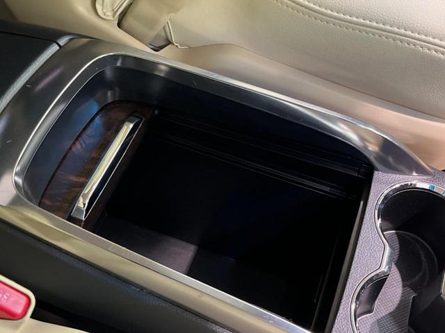 アルファード ２．５Ｘ　ツインムーンルーフ　モデリスタエアロ　ＢＩＧ－Ｘ１１型ナビ　バックカメラ　両側電動ドア　衝突被害軽減システム　レーダークルーズ　禁煙車　コーナーセンサー　スマートキー　ＬＥＤヘッド　ＥＴＣ（41枚目）