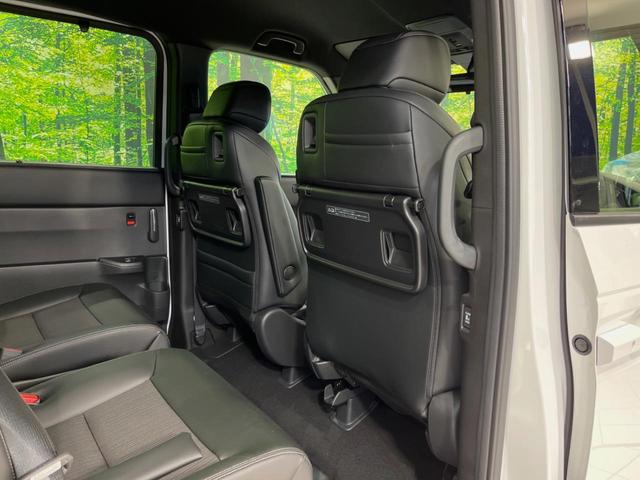 ステップワゴン ｅ：ＨＥＶスパーダ　登録済未使用車　ホンダセンシング　アダプティブクルーズ　両側電動スライドドア　純正１１型ナビ　バックカメラ　フルセグ　Ｂｌｕｅｔｏｏｔｈ　電動リアゲート　禁煙車　ＬＥＤヘッド／フォグ　スマートキー（42枚目）