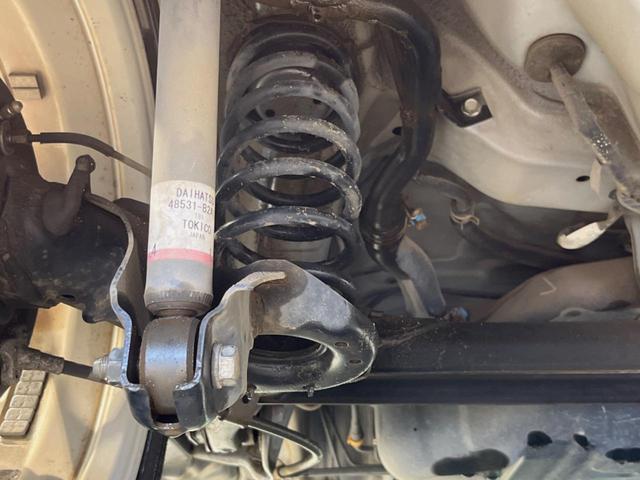 ムーヴ カスタム　ＲＳ　メモリーナビ　ターボ　禁煙車　スマートキー　ＬＥＤヘッド　フォグライト　ＥＴＣ　純正１５インチアルミ　オートライト　オートエアコン　Ｂｌｕｅｔｏｏｔｈ　ＣＤ／ＤＶＤ再生　フルセグ　電動格納ミラー（48枚目）