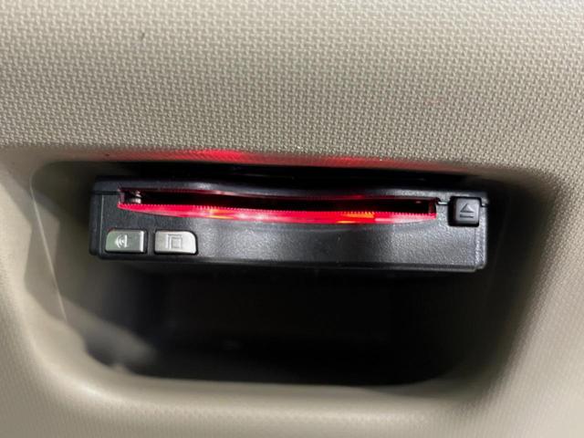 ステラ Lリミテッド 純正ナビ スマートキー LEDヘッド ETC 純正14インチアルミ オートライト オートエアコン Bluetooth CD/DVD再生 フルセグ ドラレコ アイドリングストップ ドアバイザー(6枚目)