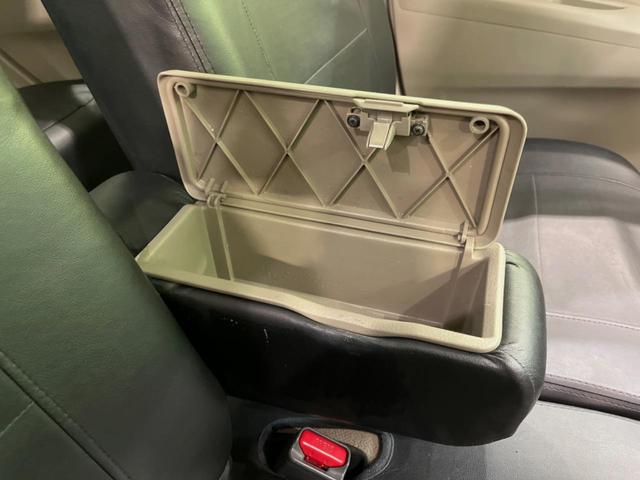 ステラ Lリミテッド 純正ナビ スマートキー LEDヘッド ETC 純正14インチアルミ オートライト オートエアコン Bluetooth CD/DVD再生 フルセグ ドラレコ アイドリングストップ ドアバイザー(29枚目)