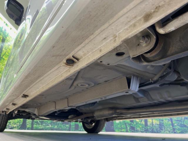 スペーシアカスタムＺ ベースグレード　純正ナビ　全周囲カメラ　衝突被害軽減システム　電動スライドドア　禁煙車　シートヒーター　スマートキー　ＨＩＤヘッド　純正１４インチアルミ　オートライト　オートエアコン　電動格納ミラー　ドラレコ（56枚目）