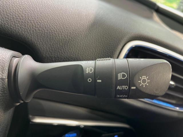 プリウス Sツーリングセレクション モデリスタエアロ 純正8型DA バックカメラ 100V電源 衝突被害軽減システム レーダークルーズ 禁煙車 コーナーセンサー スマートキー LEDヘッド ETC 純正17インチアルミ オートハイビーム(31枚目)