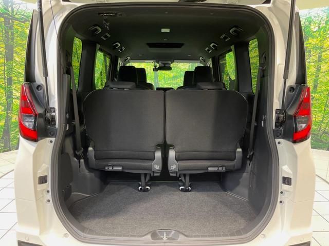 ノア Ｓ－Ｇ　純正１０．５型ナビ　バックカメラ　両側電動ドア　衝突被害軽減システム　レーダークルーズ　禁煙車　コーナーセンサー　スマートキー　ＬＥＤヘッド　ＥＴＣ２．０　純正１６インチアルミ　オートハイビーム（45枚目）